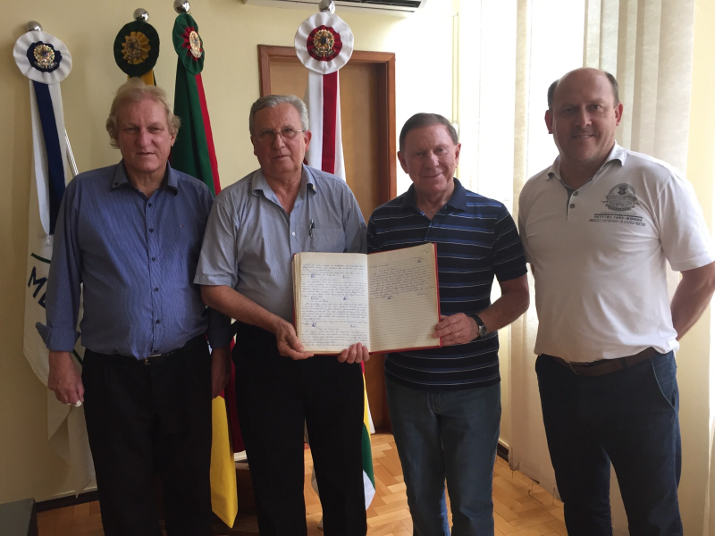 PRESIDENTE DA CÂMARA DE VEREADORES ASSUME EXECUTIVO MUNICIPAL