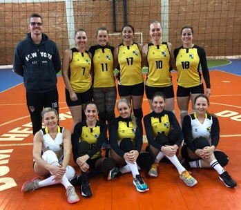 <p><strong>TORNEIO V&Ocirc;LEI DE M&Atilde;ES 2025 RE&Uacute;NE EQUIPES DA REGI&Atilde;O EM DIA DE CONFRATERNIZA&Ccedil;&Atilde;O E ESPORTE</strong></p>