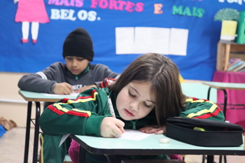 <p>ETAPA ESCOLAR DO CONCURSO DE REDA&Ccedil;&Atilde;O E DESENHO DOS 70 ANOS DE TR&Ecirc;S DE MAIO INICIOU HOJE</p>