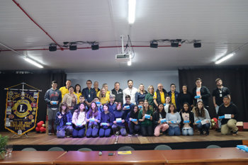 <p>PROJETO VIS&Atilde;O ENTREGA &Oacute;CULOS A ESTUDANTES DA ESCOLA GERMANO DOCKHORN E REFOR&Ccedil;A A IMPORT&Acirc;NCIA DOS CUIDADOS COM A SA&Uacute;DE OCULAR</p>