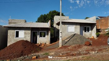 <p>OBRAS DAS NOVAS MORADIAS AVAN&Ccedil;AM EM TR&Ecirc;S DE MAIO</p>