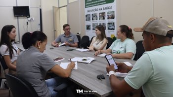 <p>PROGRAMA SA&Uacute;DE EM CASA RETOMA VISITAS E AMPLIA ATENDIMENTOS COM FISIOTERAPEUTA</p>