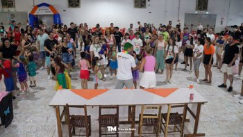 <p>CARNAVAL INFANTIL RE&Uacute;NE FAM&Iacute;LIAS, CORES E ALEGRIA E MANT&Eacute;M A TRADI&Ccedil;&Atilde;O EM TR&Ecirc;S DE MAIO</p>