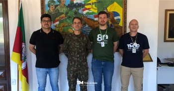 <p>TR&Ecirc;S DE MAIO BUSCA APOIO DO EX&Eacute;RCITO PARA ORGANIZA&Ccedil;&Atilde;O DA 1&ordf; MEIA MARATONA DO MUNIC&Iacute;PIO</p>