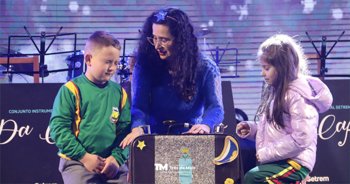 3&ordf; Feira Liter&aacute;ria e Cultural de Tr&ecirc;s de Maio inicia com grande participa&ccedil;&atilde;o da comunidade