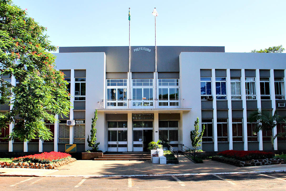 NO CARNAVAL NÃO HAVERÁ FERIADÃO