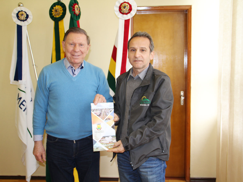 PREFEITO CASALI RECEBE VISITA DE EMPRESÁRIO DO AGRONEGÓCIO