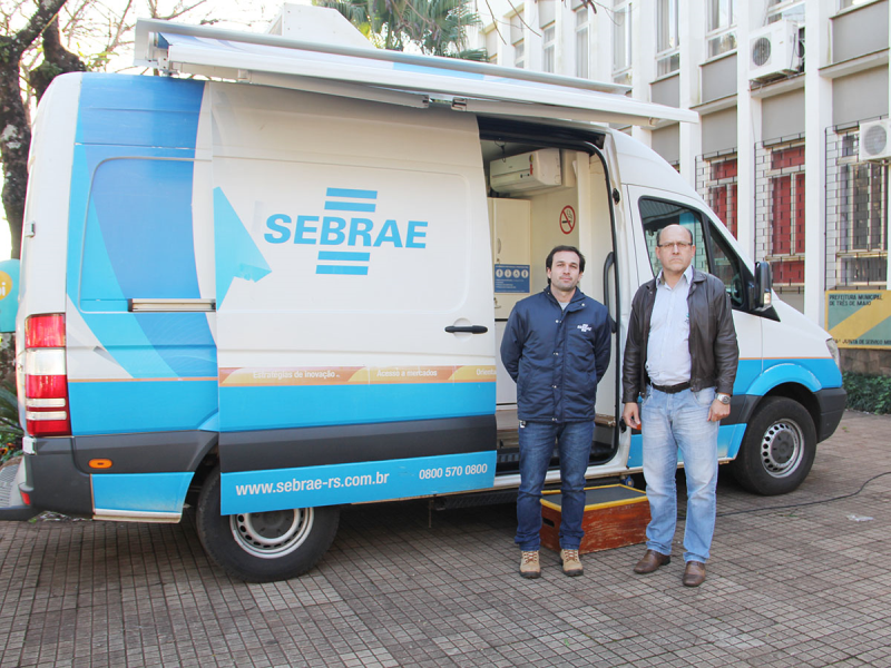 UNIDADE MÓVEL DO SEBRAE/RS ATENDE EMPRESÁRIOS TRÊS-MAIENSES