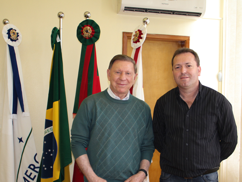 PREFEITO ELEITO DE SÃO JOSÉ DO INHACORÁ VISITA CASALI