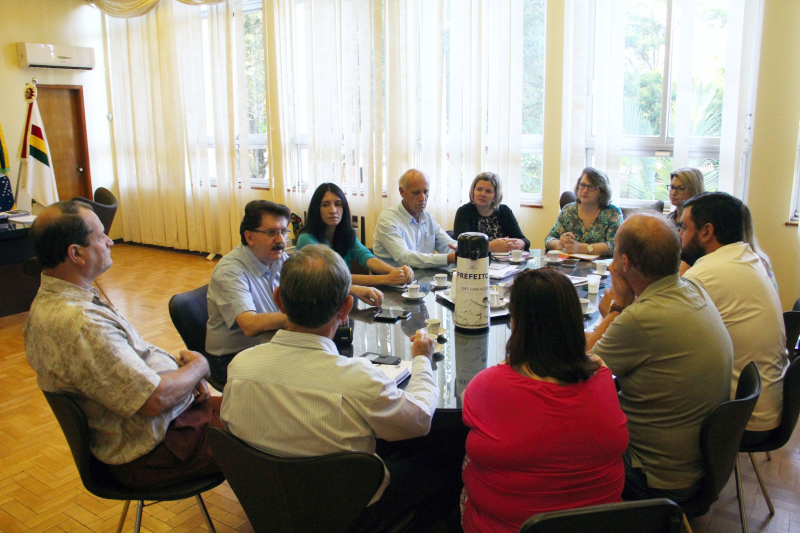 Gabinete realiza reunião de gestão com Secretários Municipais