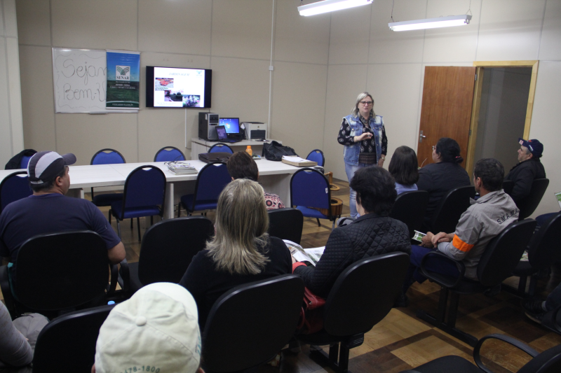 Curso de Jardinagem tem início em Três de Maio