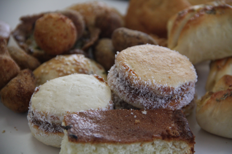 Bolachas e salgados caseiros são incentivo a renda extra em Três de Maio