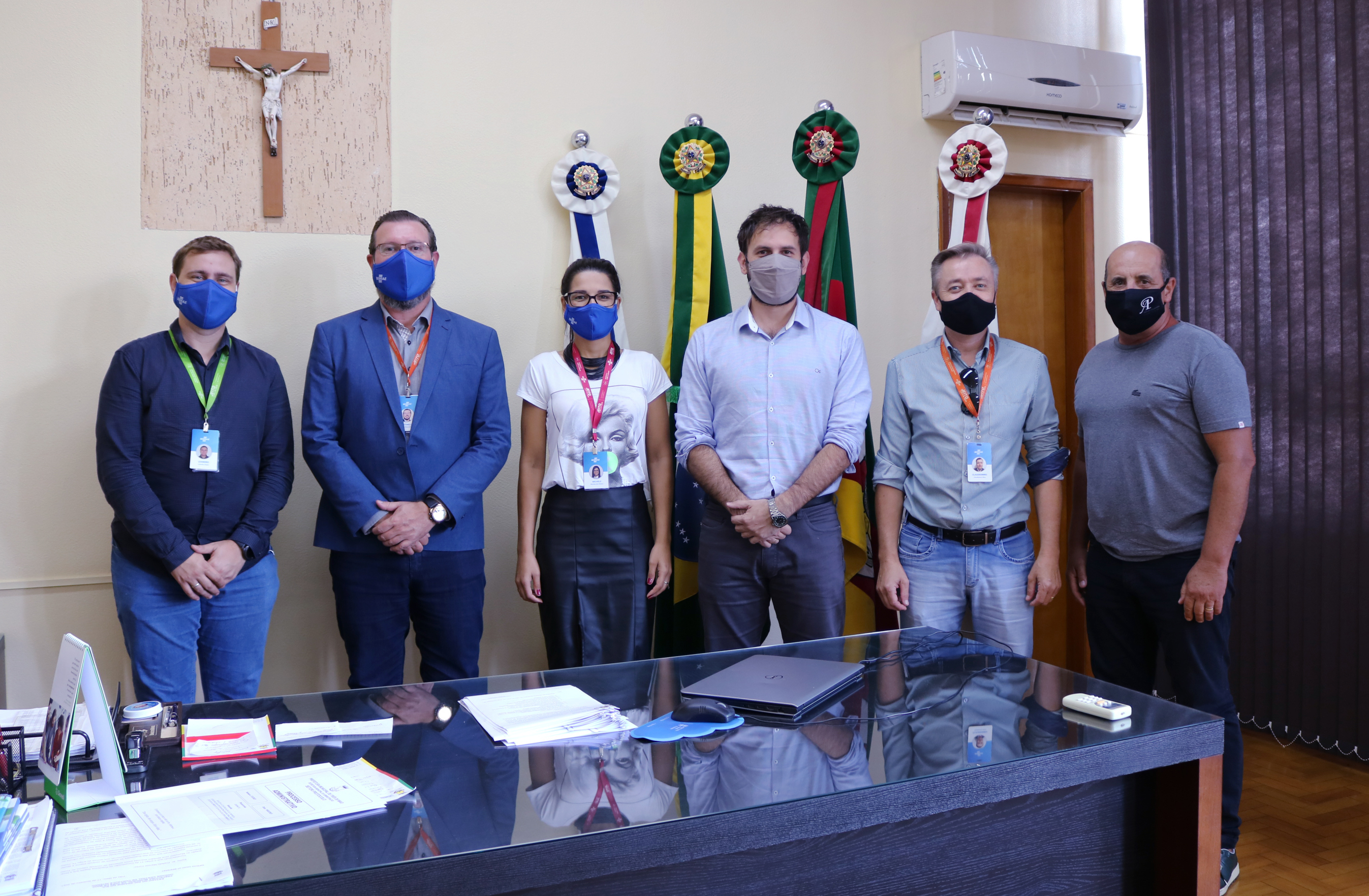 CONSULTORES DO SEBRAE VISITAM PREFEITO