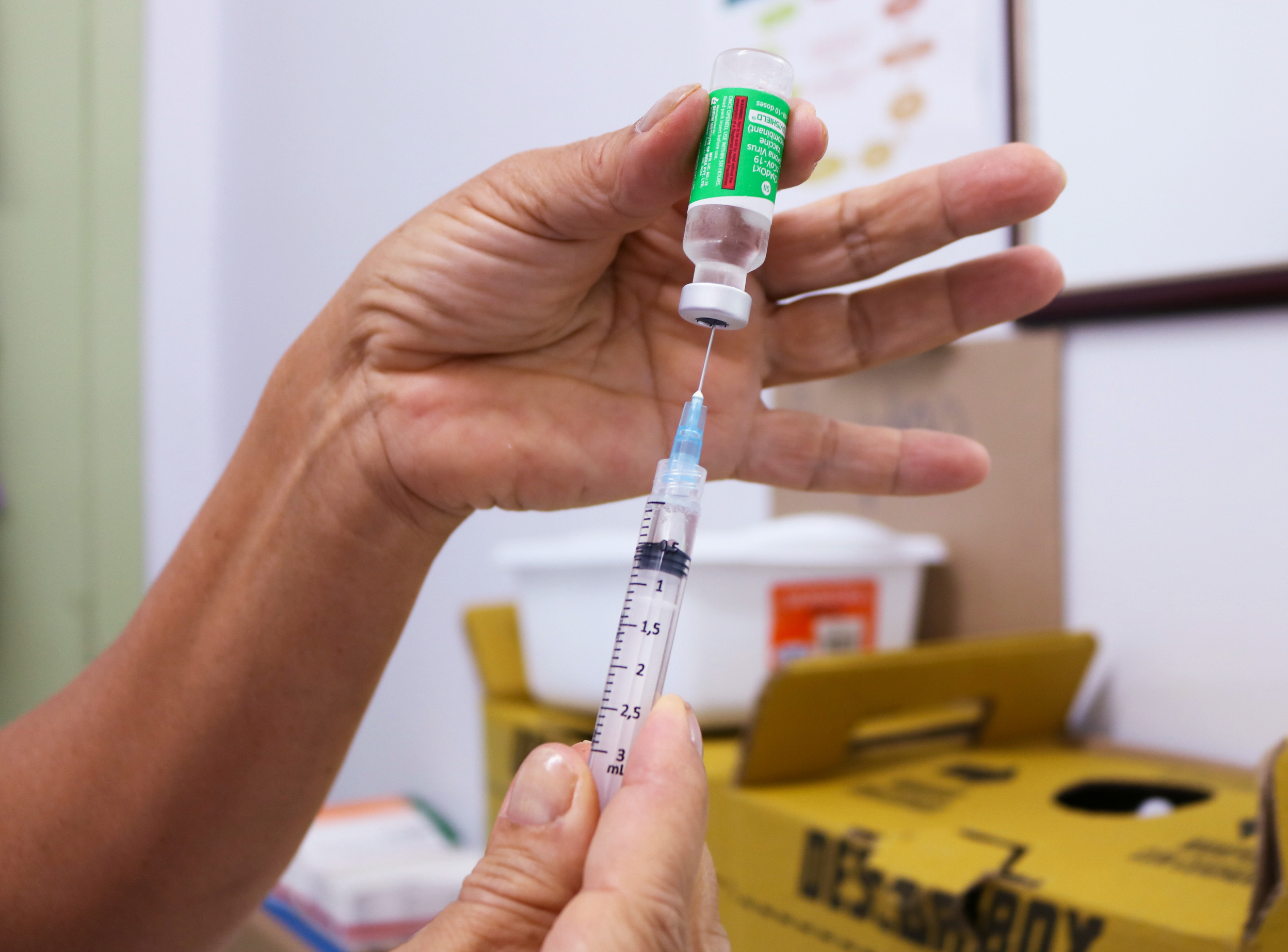 MAIS UMA REMESSA DE VACINAS CONTRA A COVID-19 DEVE CHEGAR AO MUNICÍPIO HOJE