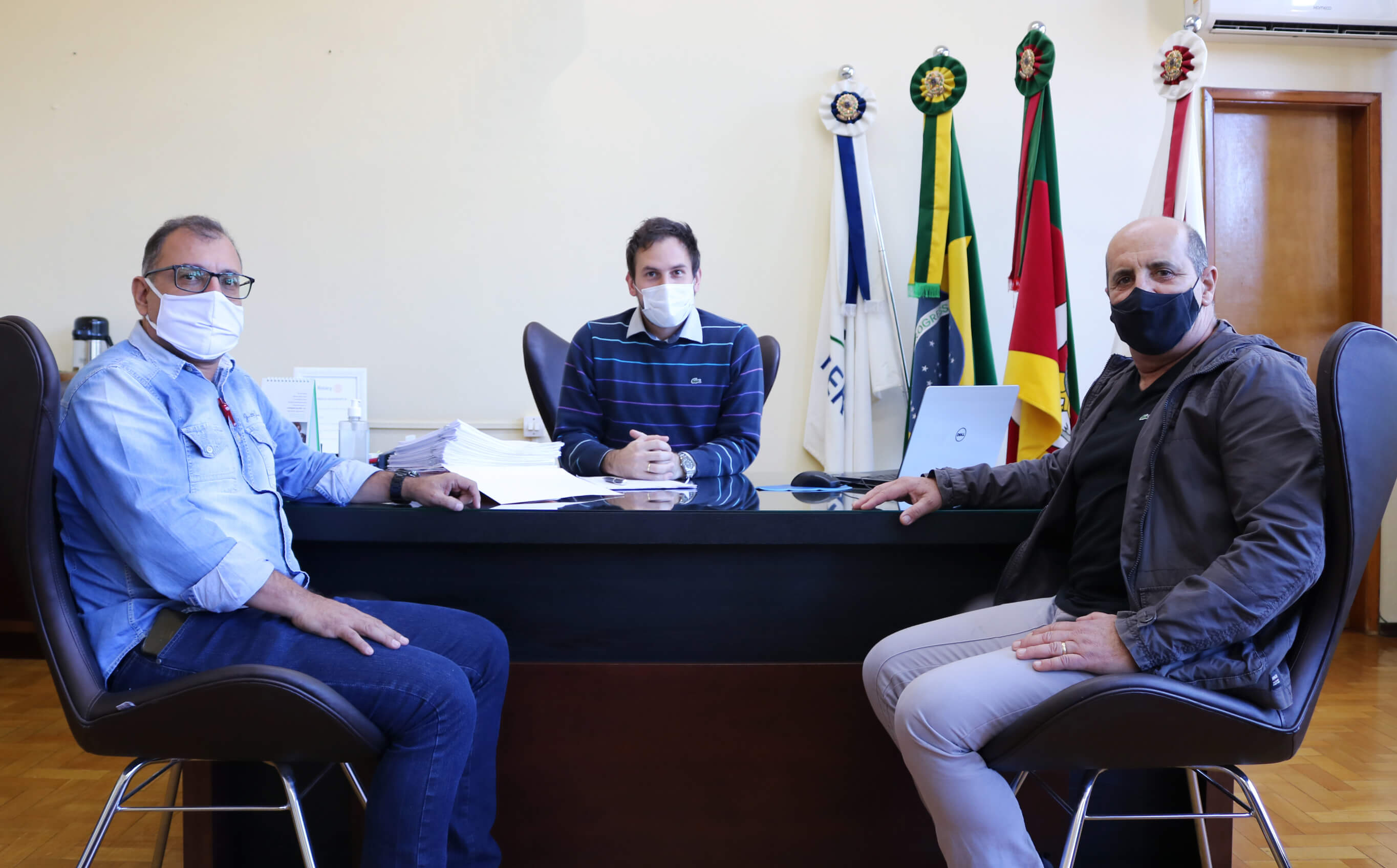 MAIS 80 MICROEMPRESÁRIOS E MICROEMPREENDEDORES ADEREM AO PROGRAMA DE APOIO EMERGENCIAL 