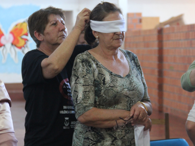 SECRETARIA DE DESENVOLVIMENTO SOCIAL PROMOVE PALESTRA PARA IDOSOS