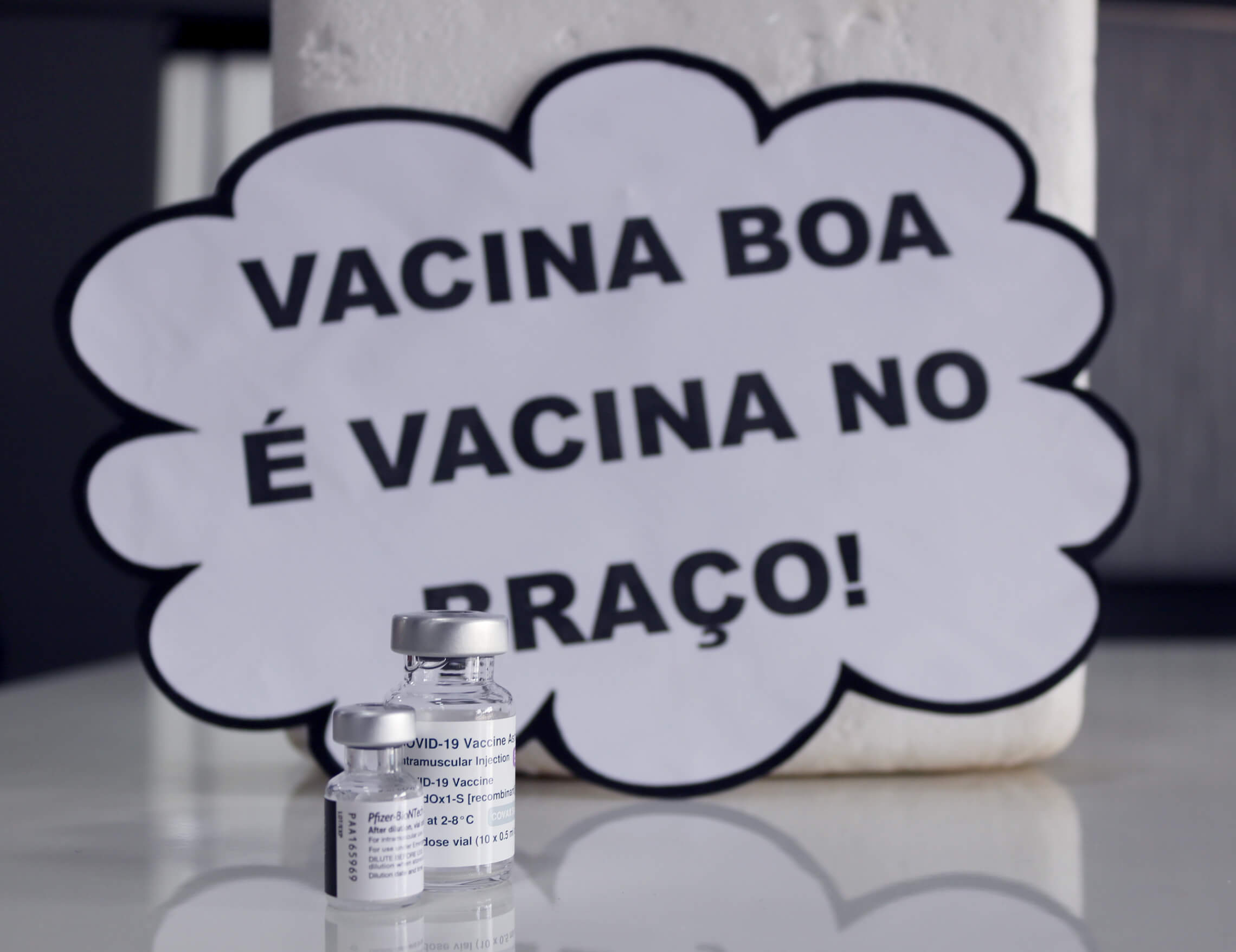 VACINAÇÃO CONTRA A COVID-19 EM PESSOAS ACIMA DE 28 ANOS OCORREU HOJE