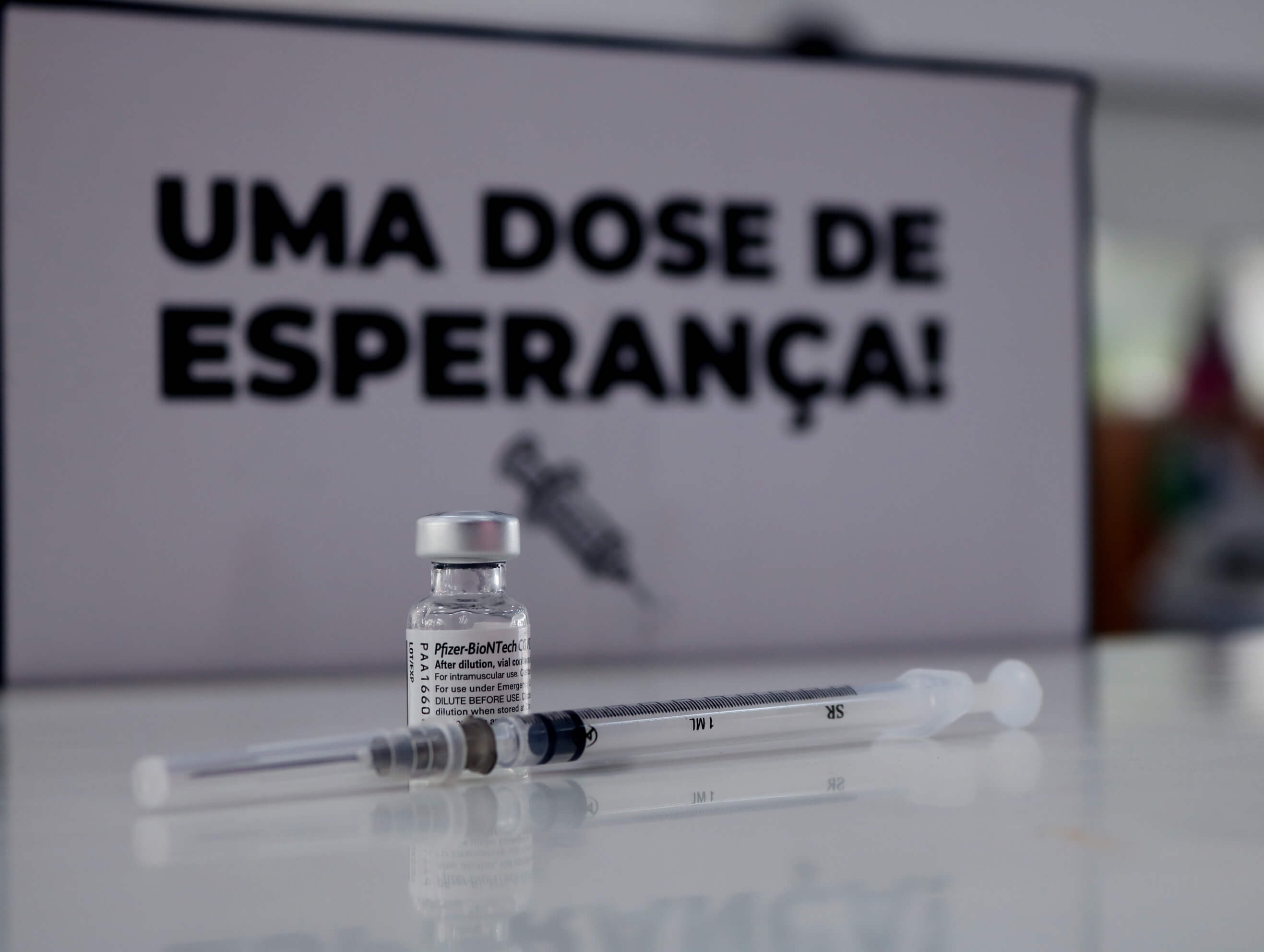 VACINAÇÃO CONTRA A COVID-19 EM PESSOAS ACIMA DE 23 ANOS OCORREU HOJE