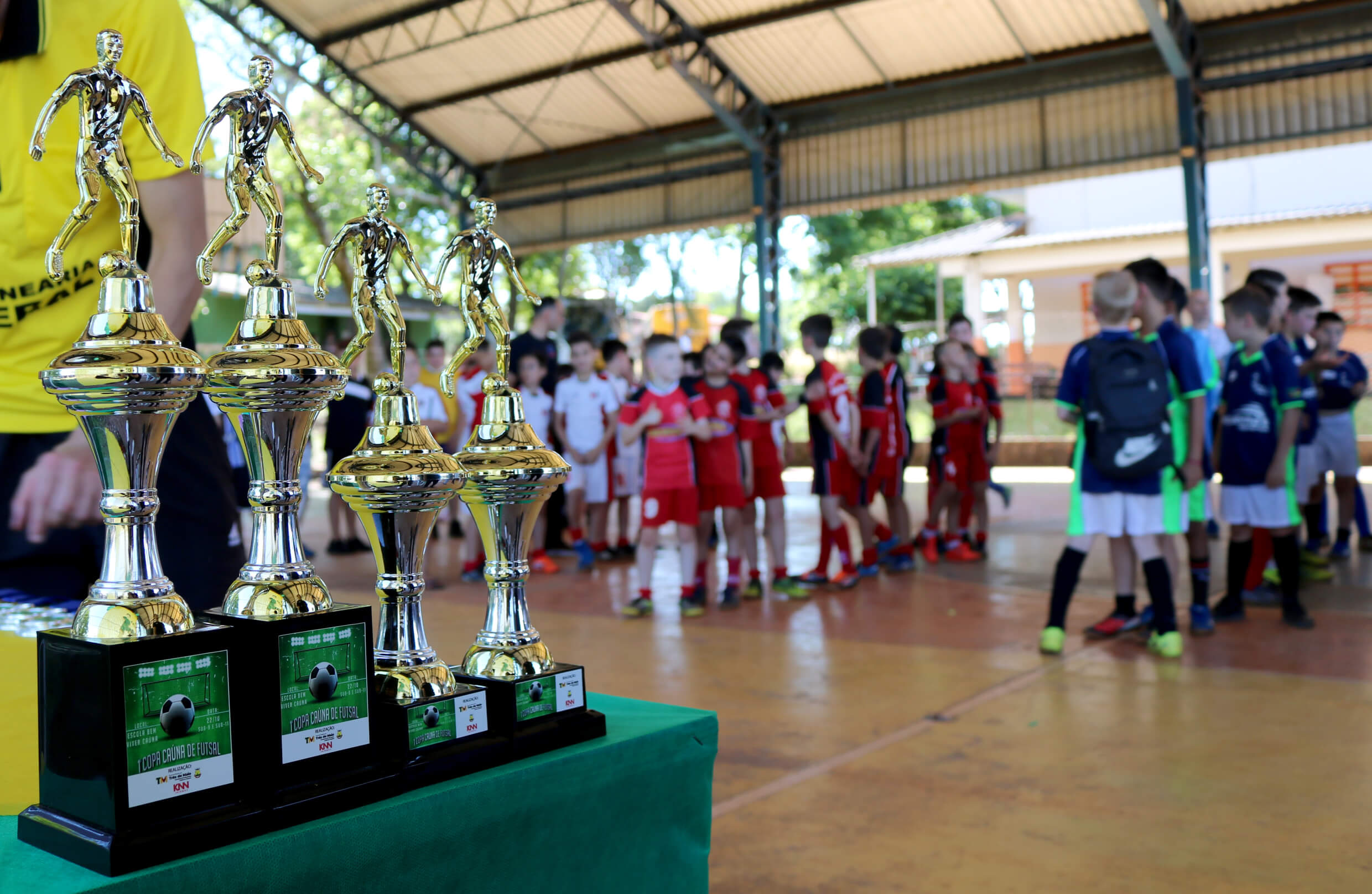 1ª COPA BEM VIVER CAÚNA DE FUTSAL OCORREU NA SEXTA-FEIRA