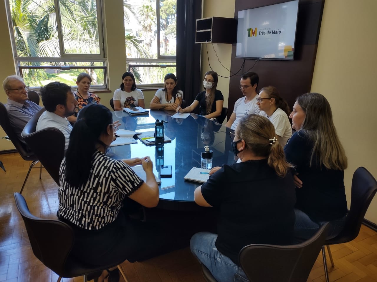 DIRETORIA DA APROMUT SE REÚNE COM O EXECUTIVO