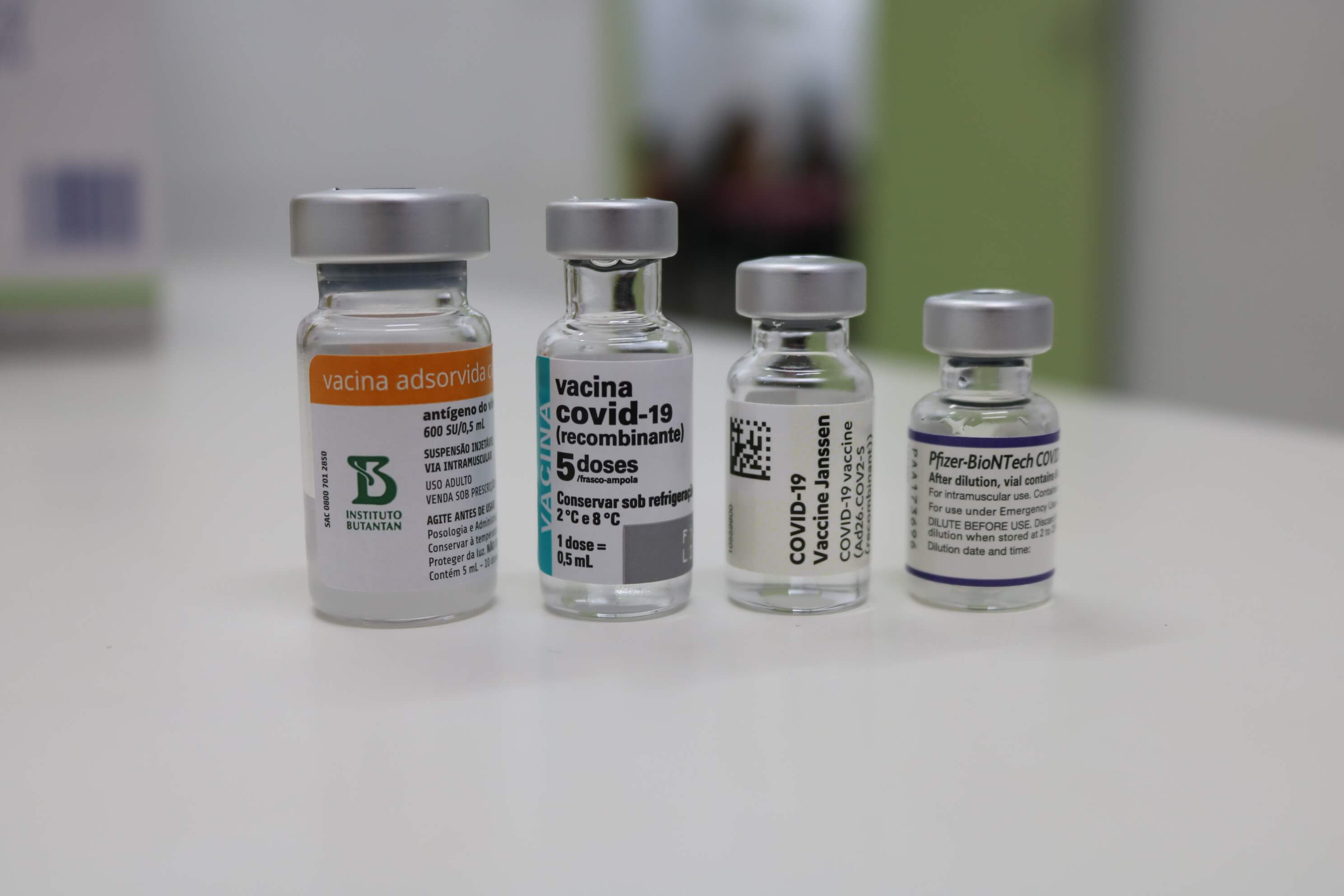 VACINAÇÃO CONTRA A COVID-19 E INFLUENZA OCORRE NESTA SEMANA