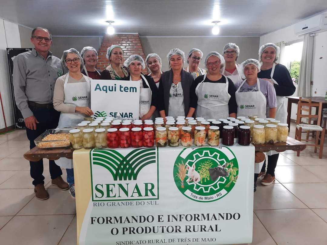 SECRETARIA DE AGRICULTURA PROMOVE CURSO DE HORTALIÇAS