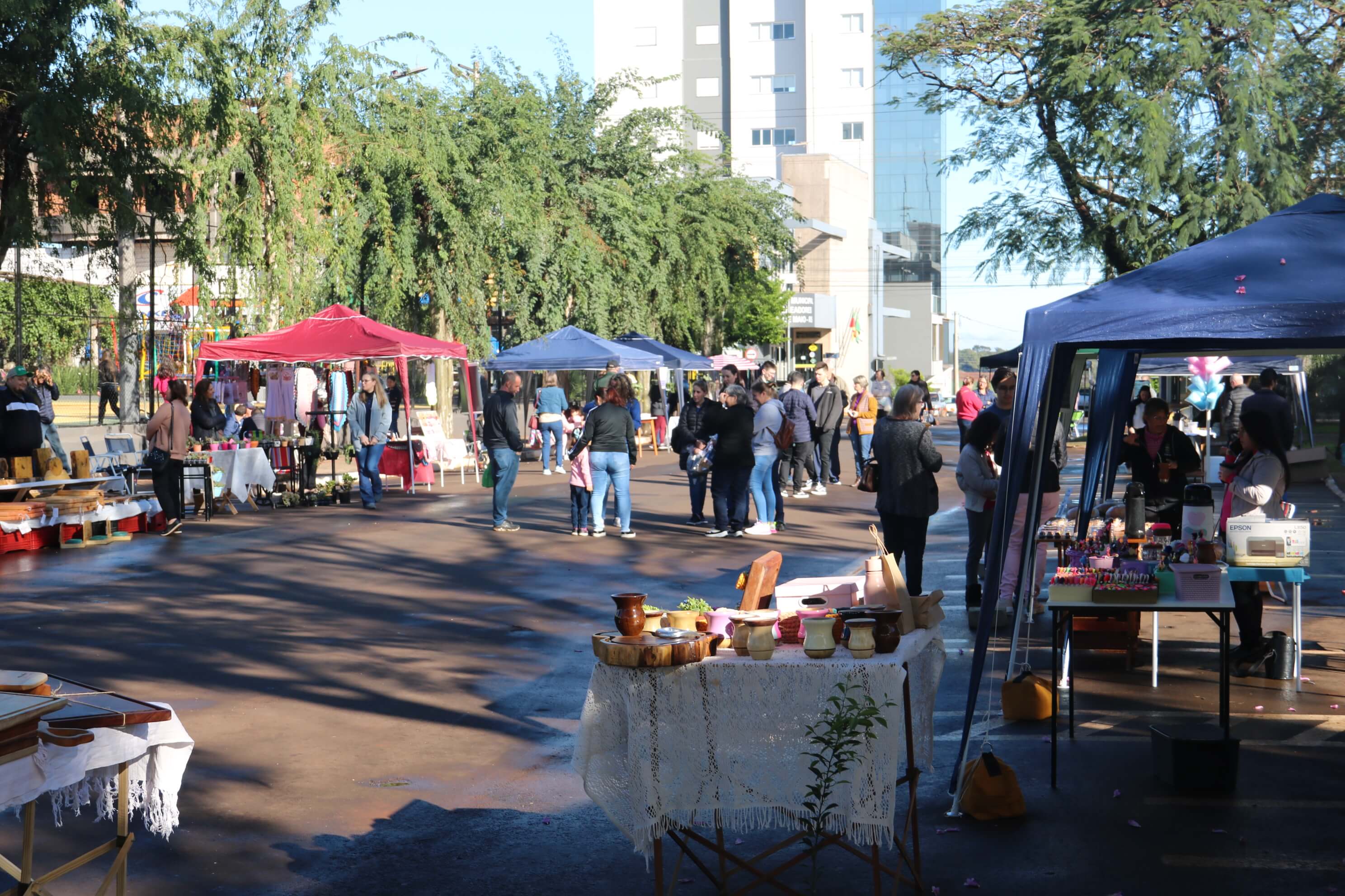 BRIQUE NA PRAÇA OCORREU SÁBADO