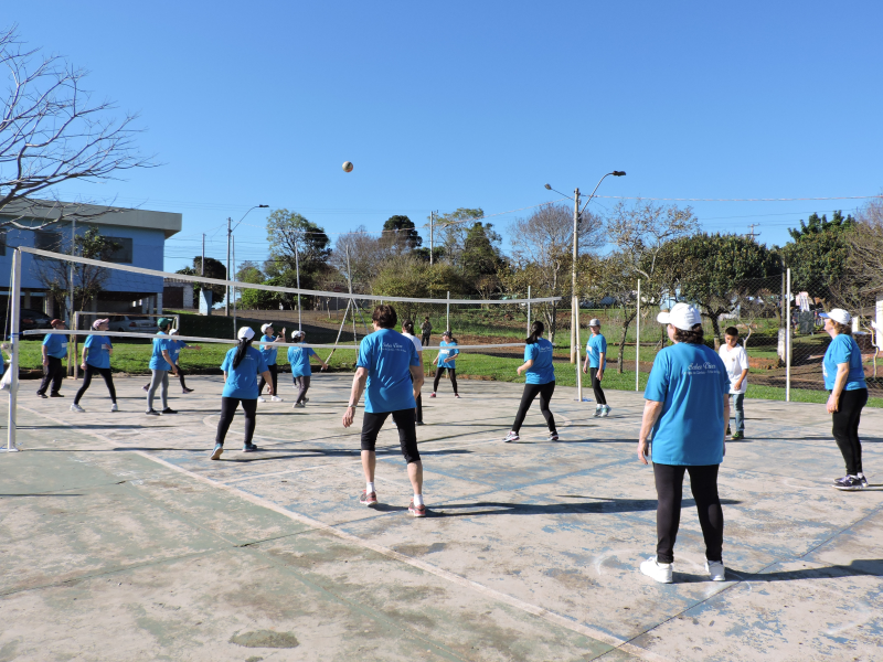 Grupo de idosos é pioneiro com jogo de câmbio na cidade