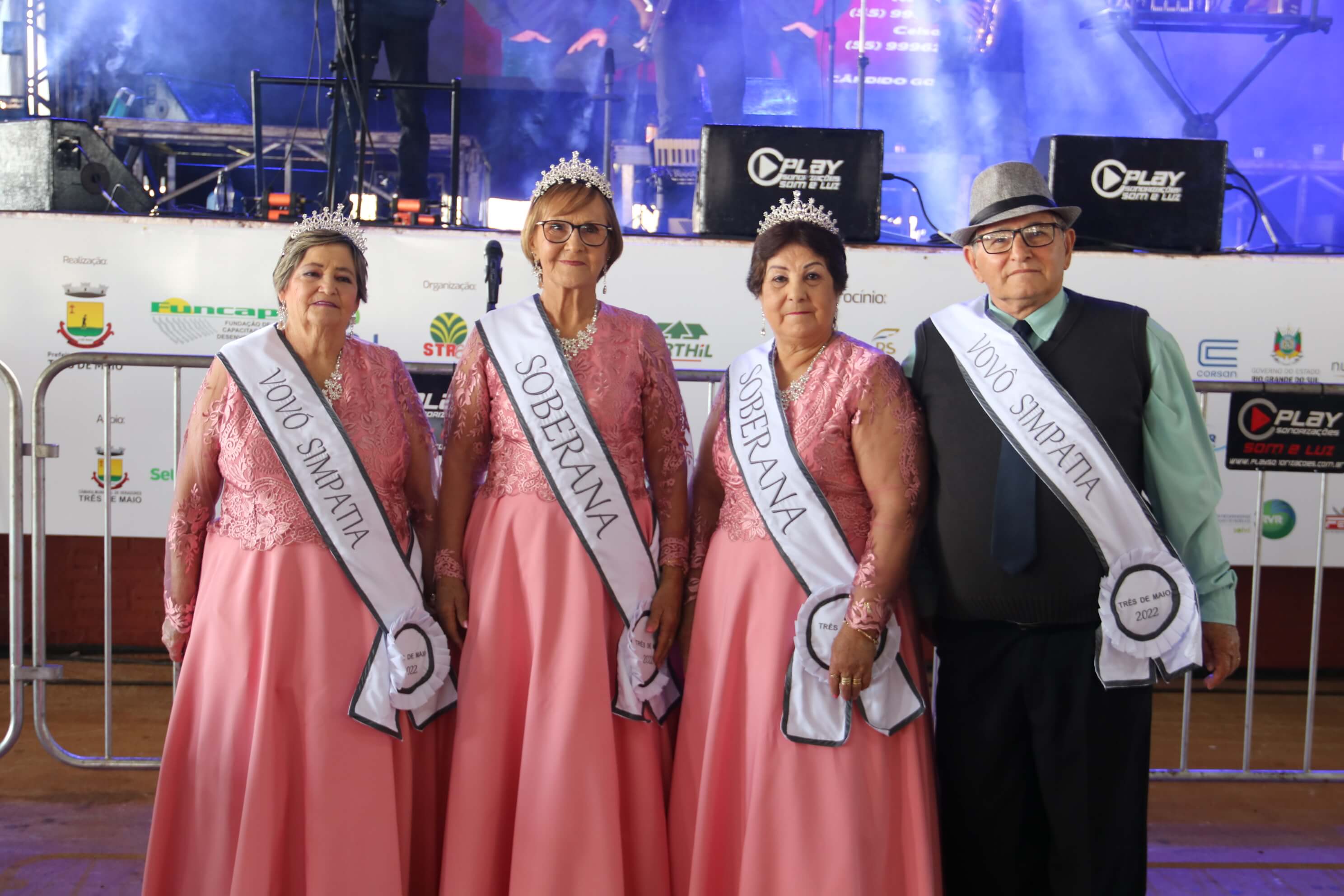BAILÃO DA MELHOR IDADE OCORREU ONTEM NA EXPO TERNEIRA