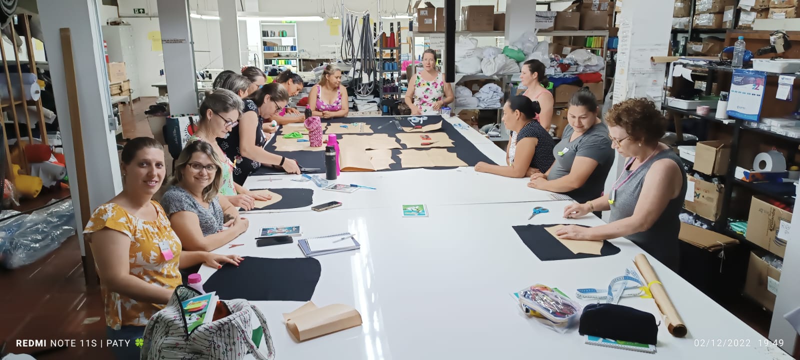 SEGUE O CURSO DE COSTURA INDUSTRIAL