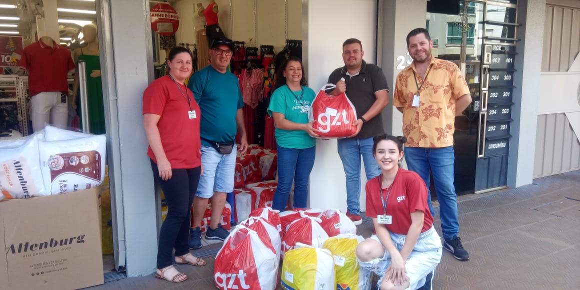 SECRETARIA DE DESENVOLVIMENTO SOCIAL RECEBE DOAÇÃO DE CESTAS BÁSICAS