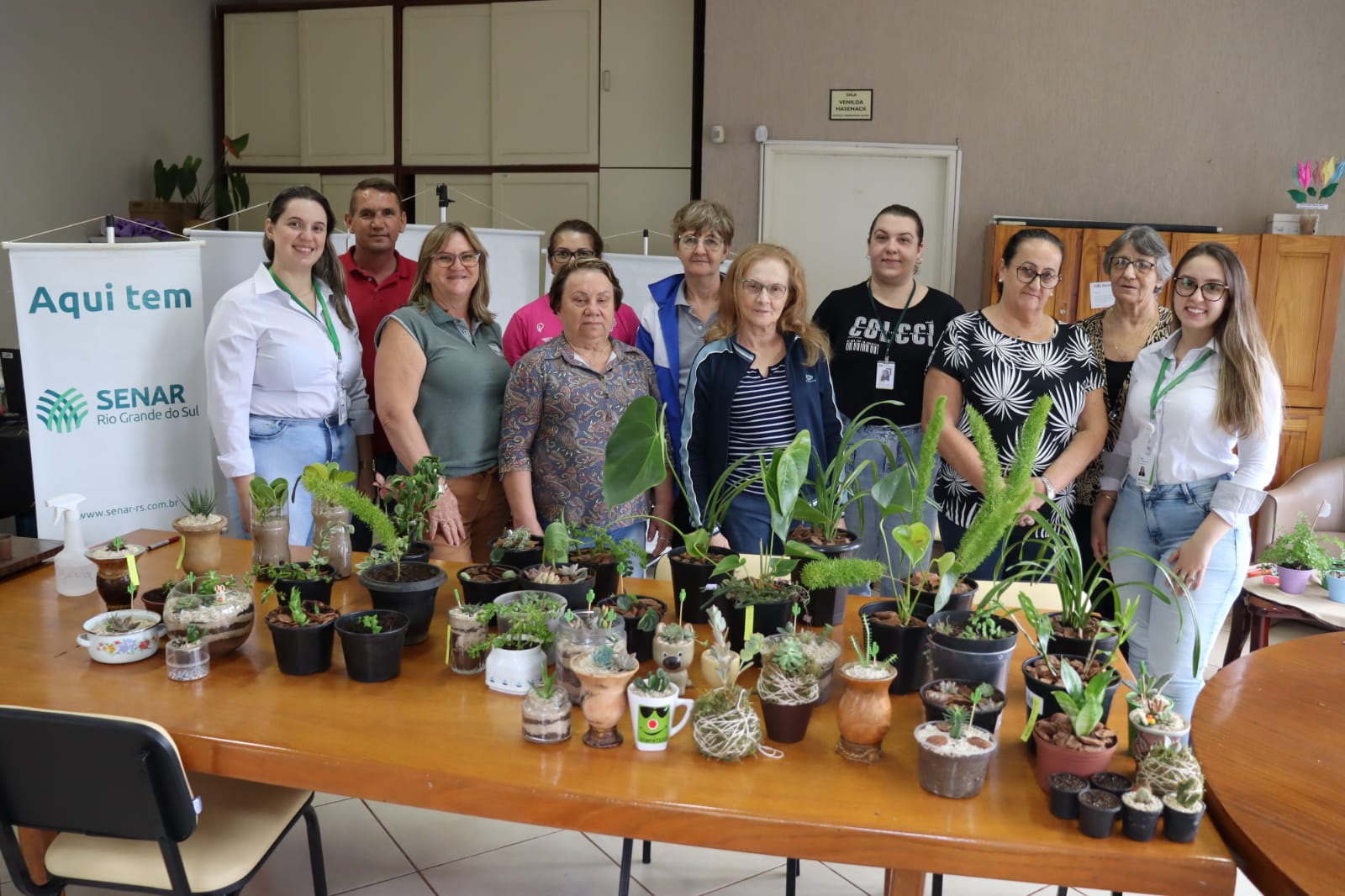 ENCERRAMENTO DO CURSO DE FLORICULTURA OCORREU HOJE