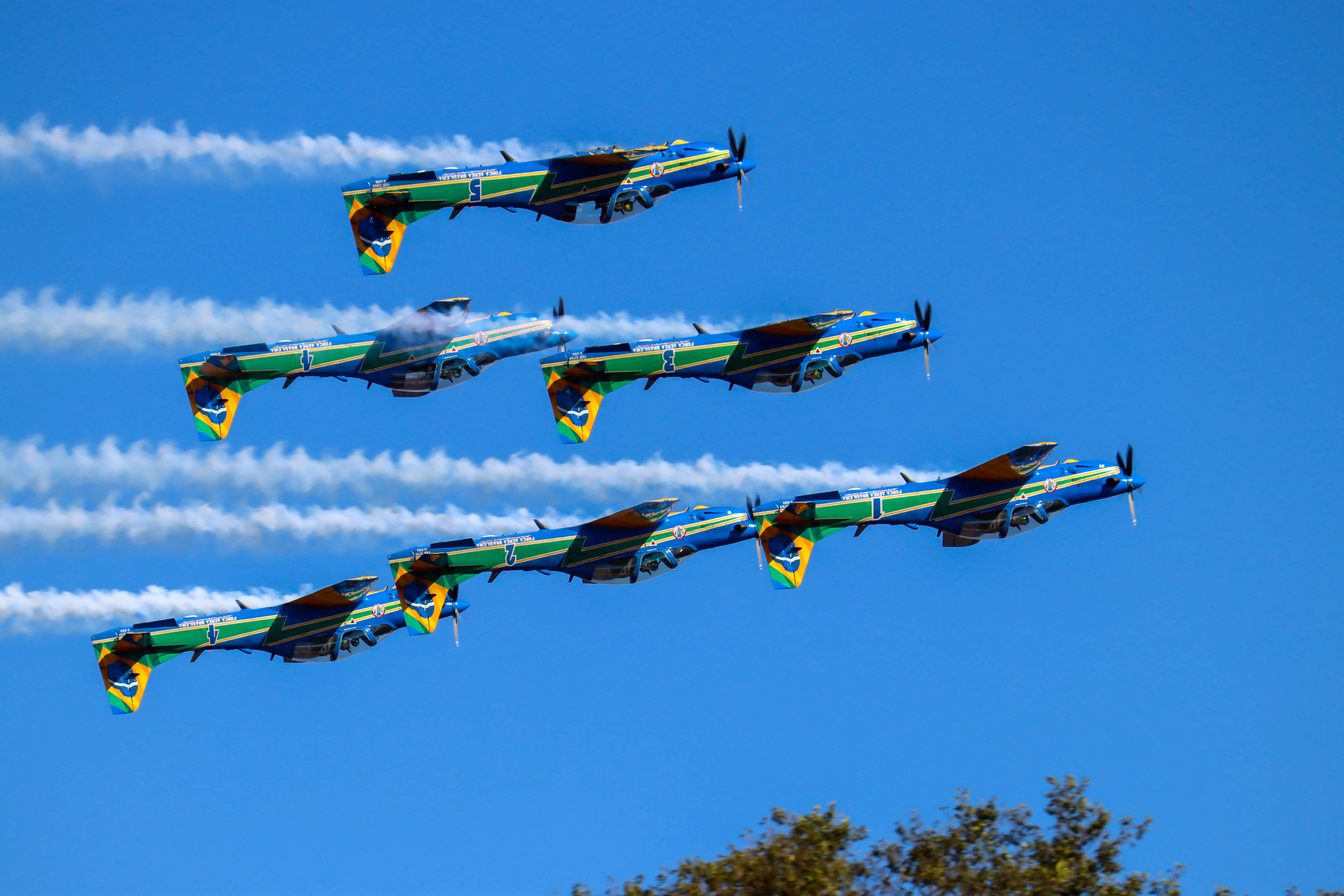 APÓS 12 ANOS A ESQUADRILHA DA FUMAÇA RETORNA A TRÊS DE MAIO