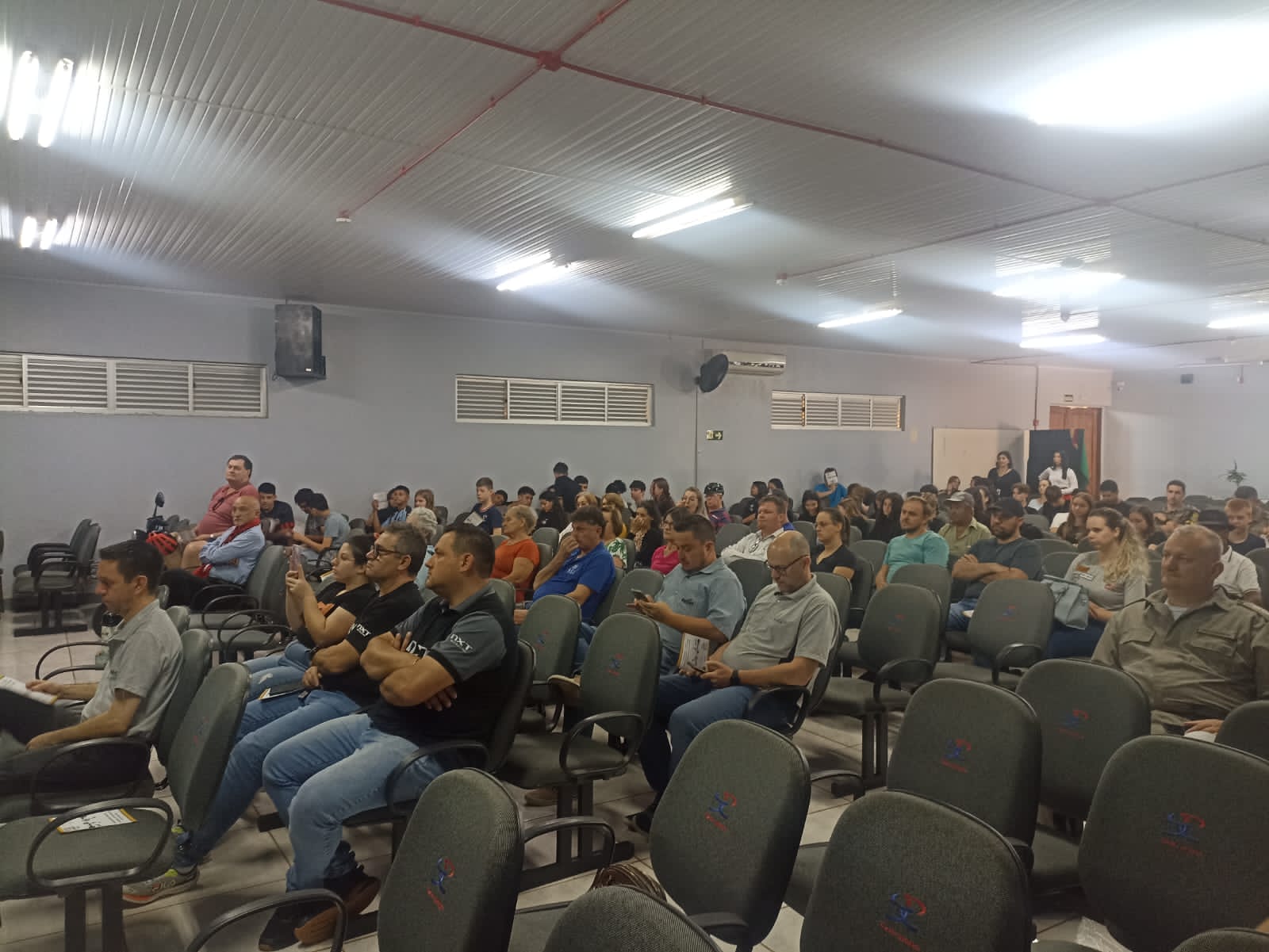 PALESTRAS SOBRE A CONSCIENTIZAÇÃO NO TRÂNSITO OCORRERAM ONTEM
