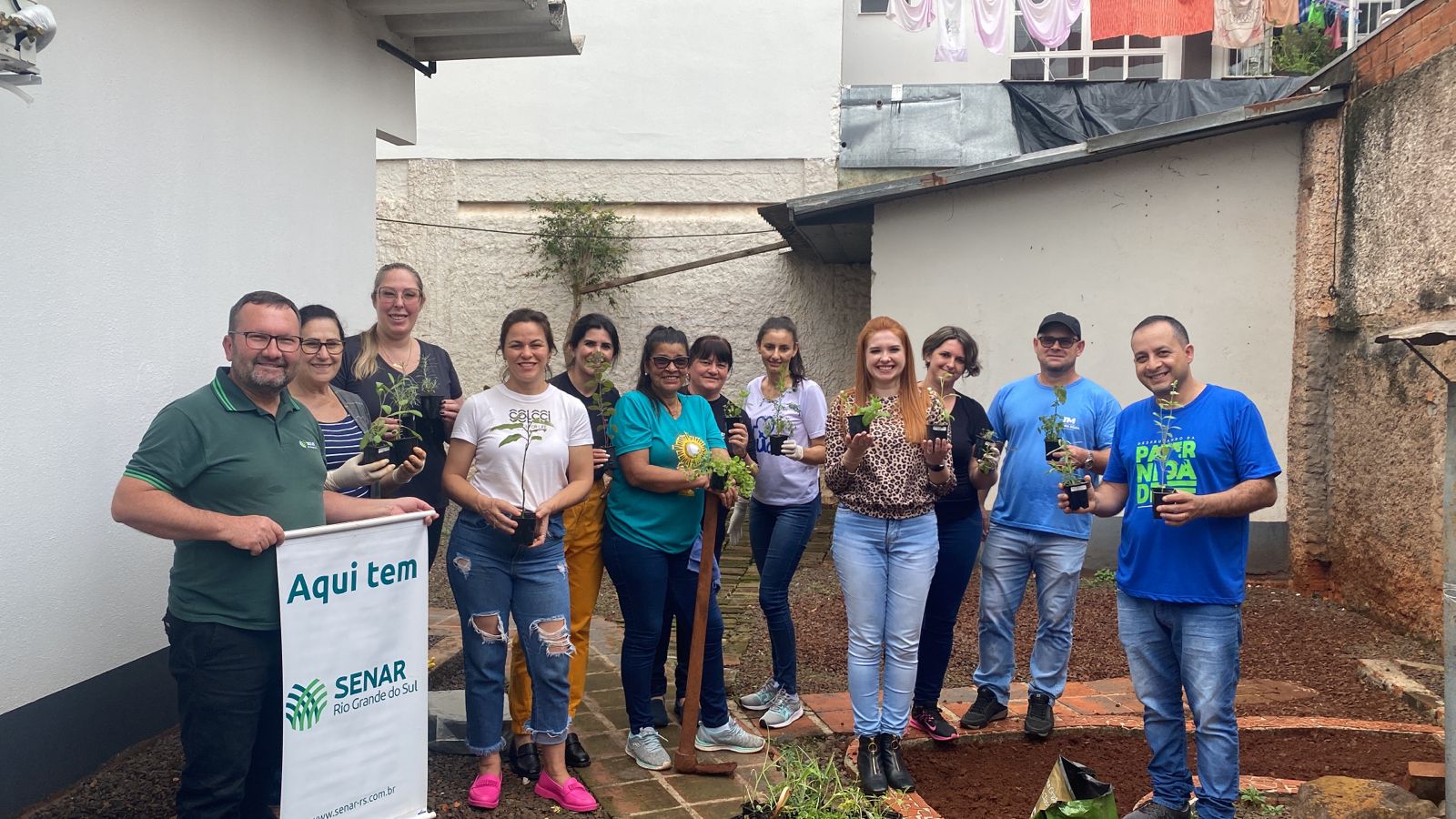 CAPACITAÇÃO EM PARCERIA COM O SENAR E SINDICATO RURAL FOI REALIZADA PELA SECRETARIA DE SAÚDE 
