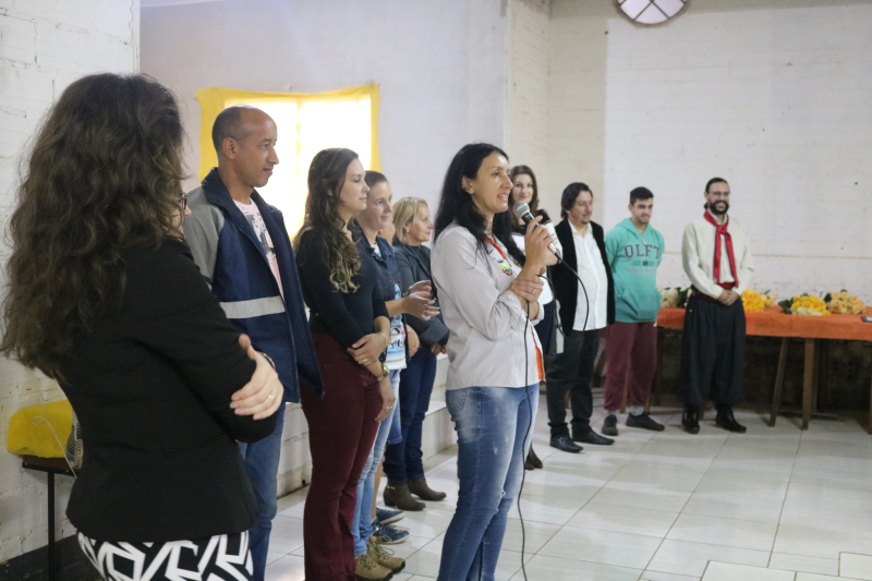 Secretaria de Desenvolvimento Social realiza festividade em comemoração ao Dia das Mães