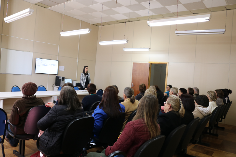 NASF realiza conversa sobre cuidados com saúde da mulher