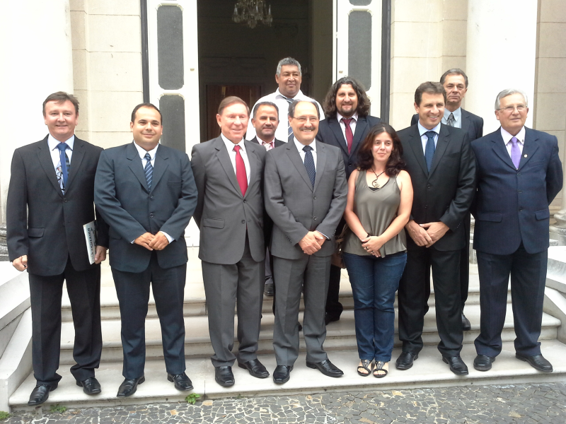 COMITIVA DE TRÊS DE MAIO BUSCA APOIO PARA A XIV EXPOFEIRA