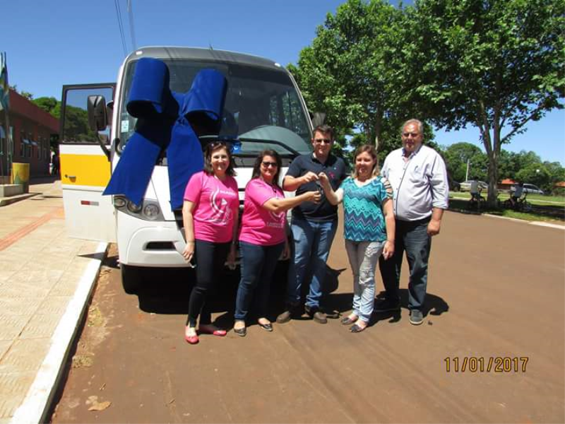 APRESENTAÇÃO DE UM MICRO ÔNIBUS