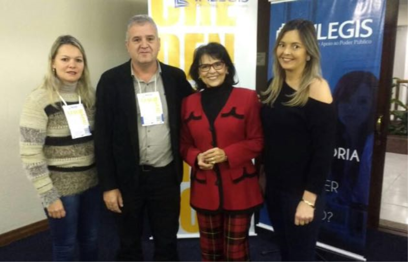 Vice Prefeito Eloi Bernardo Bohn juntamente com as Vereadoras Diani Liczbinski e Nelci Dinkoski estiveram participando do Seminário do INLEGIS em Porto Alegre