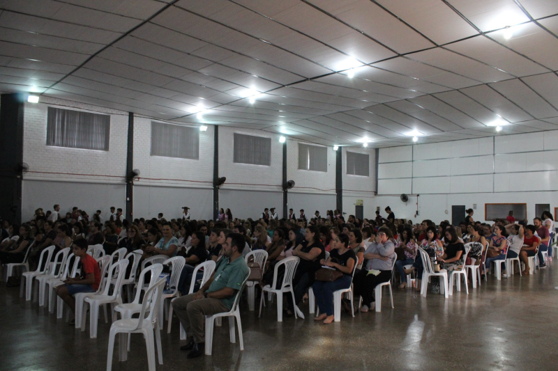 Abertura do ano letivo contou com palestra de Eduardo Shinyashiki