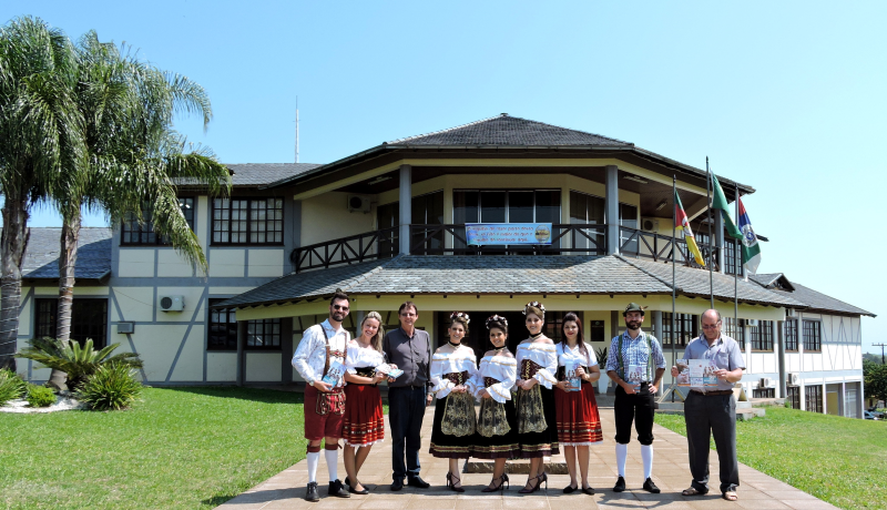 DIVULGAÇÃO DA 21ª OKTOBERFEST MISSÕES
