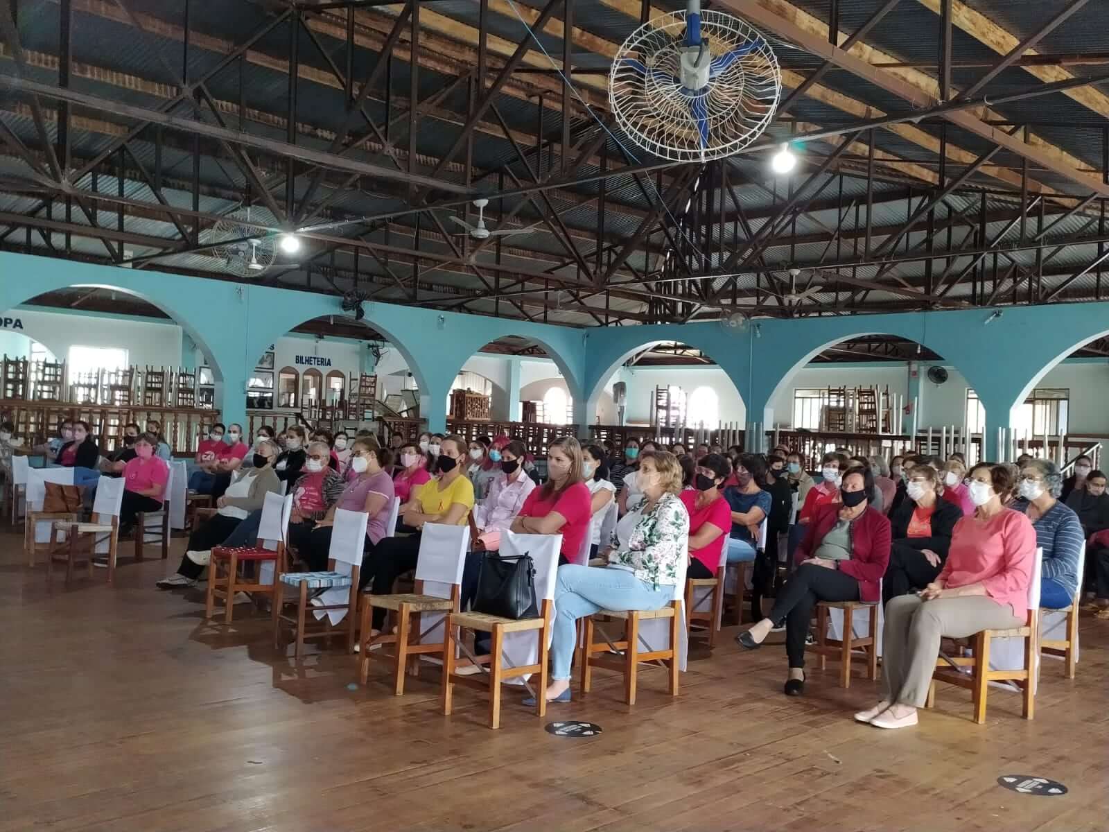 EVENTO ALUSIVO AO OUTUBRO ROSA REALIZOU-SE NA TARDE DESTA SEXTA-FEIRA!