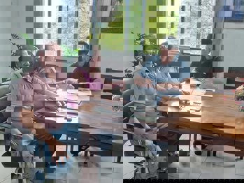 <p>Município assina termos de cessão de posse com empresas da área industrial</p>