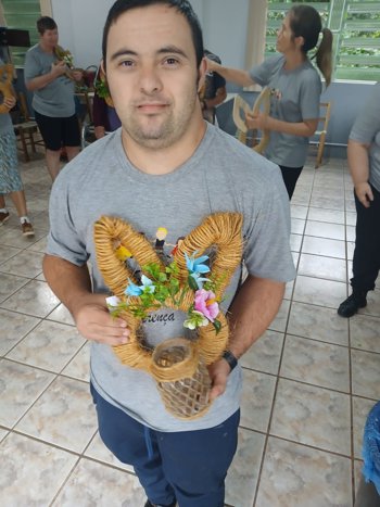 <p>P&aacute;scoa de inclus&atilde;o, criatividade e afeto</p>