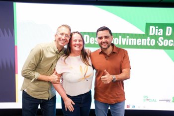 Administra&ccedil;&atilde;o Municipal participa do Dia D do Desenvolvimento Social e assina conv&ecirc;nio do FUNEPI