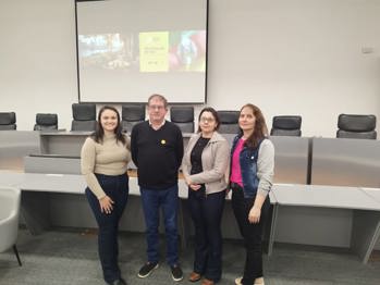 <p><strong>Prefeito Lauri Jos&eacute; Ely e servidores participam de capacita&ccedil;&otilde;es no TCE/RS em Porto Alegre</strong></p>