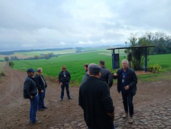 Sistema de conserva&ccedil;&atilde;o do solo adotado em Doutor Maur&iacute;cio Cardoso chama aten&ccedil;&atilde;o de lideran&ccedil;as de Novo Xingu