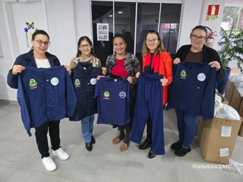 Prefeitura de Doutor Maurício Cardoso realiza entrega de uniformes escolares na Rede Municipal de Ensino