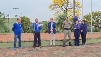 Doutor Maur&iacute;cio Cardoso recebe a Centelha do Fogo Simb&oacute;lico da P&aacute;tria e abre as comemora&ccedil;&otilde;es da Semana da P&aacute;tria